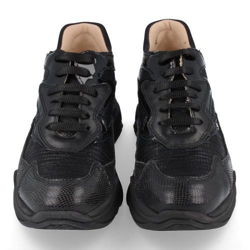 Florens sneakers Zwart Meisjes ( - zwarte sneaker met lak accentenF8781) - Junior Steps
